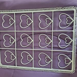 White heart shaped photo holder